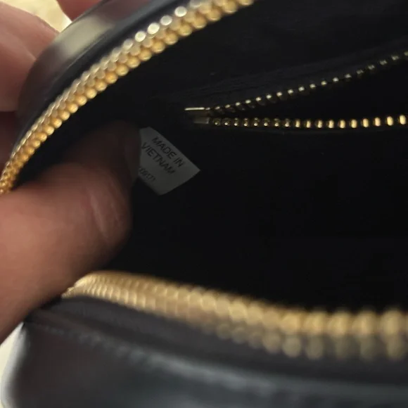 NWT TORY BURCH Kira Diamond Quilt Camera Bag Black Color - Picture 8 of 11